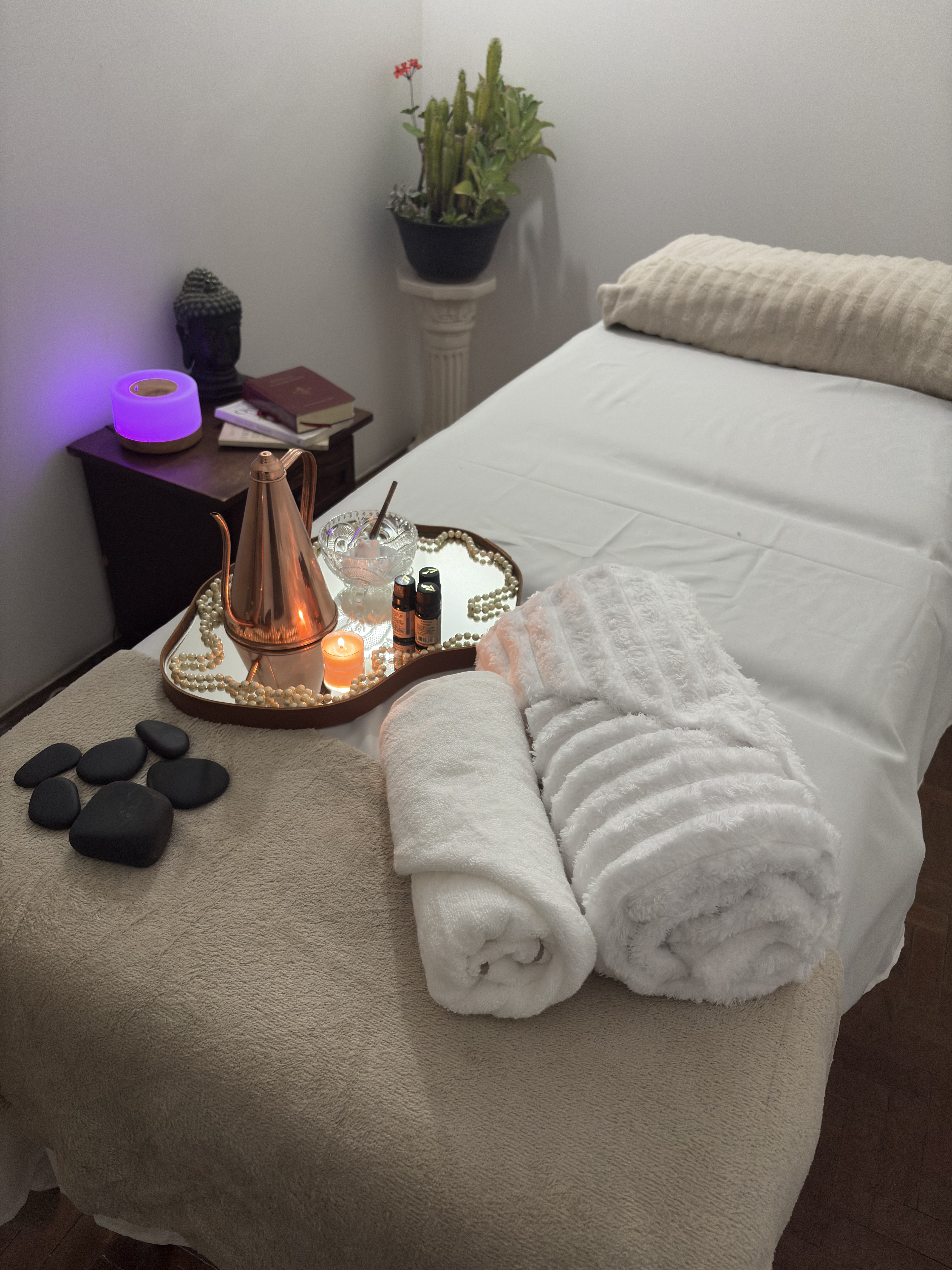 Ritual Equilíbrio — Kit profissional com pedras basálticas e bandeja Veritá Care